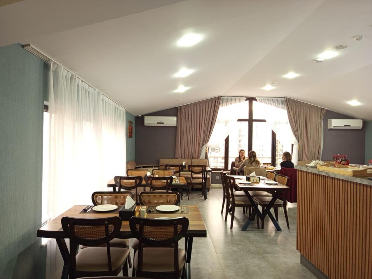 Royal Meridien Hotel Baku Exterior photo